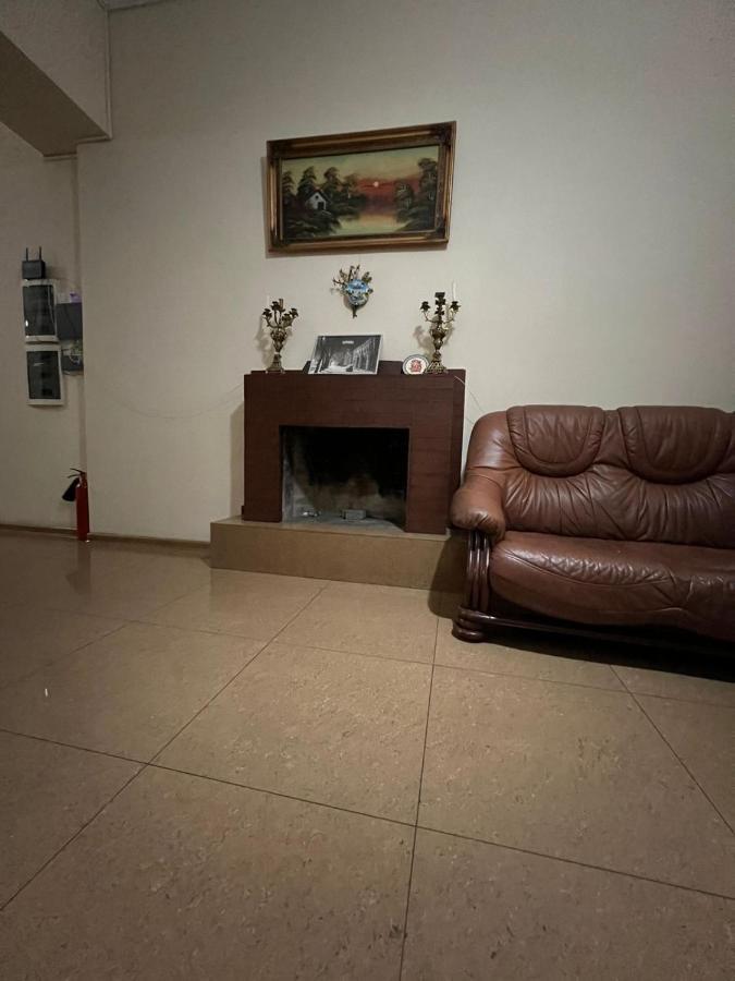 Hotel Albatros バトゥーミ エクステリア 写真