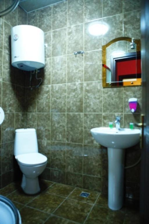 Hotel Albatros バトゥーミ エクステリア 写真